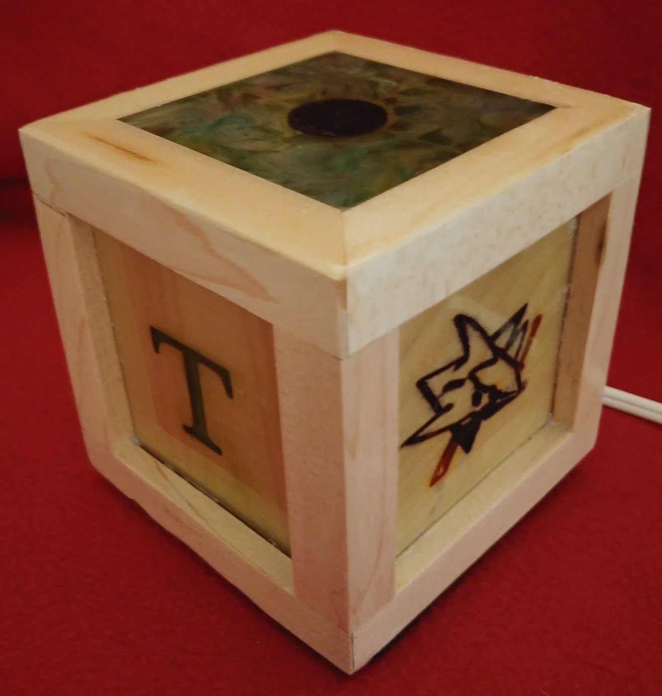 Cube lamp — handmade by QCraft